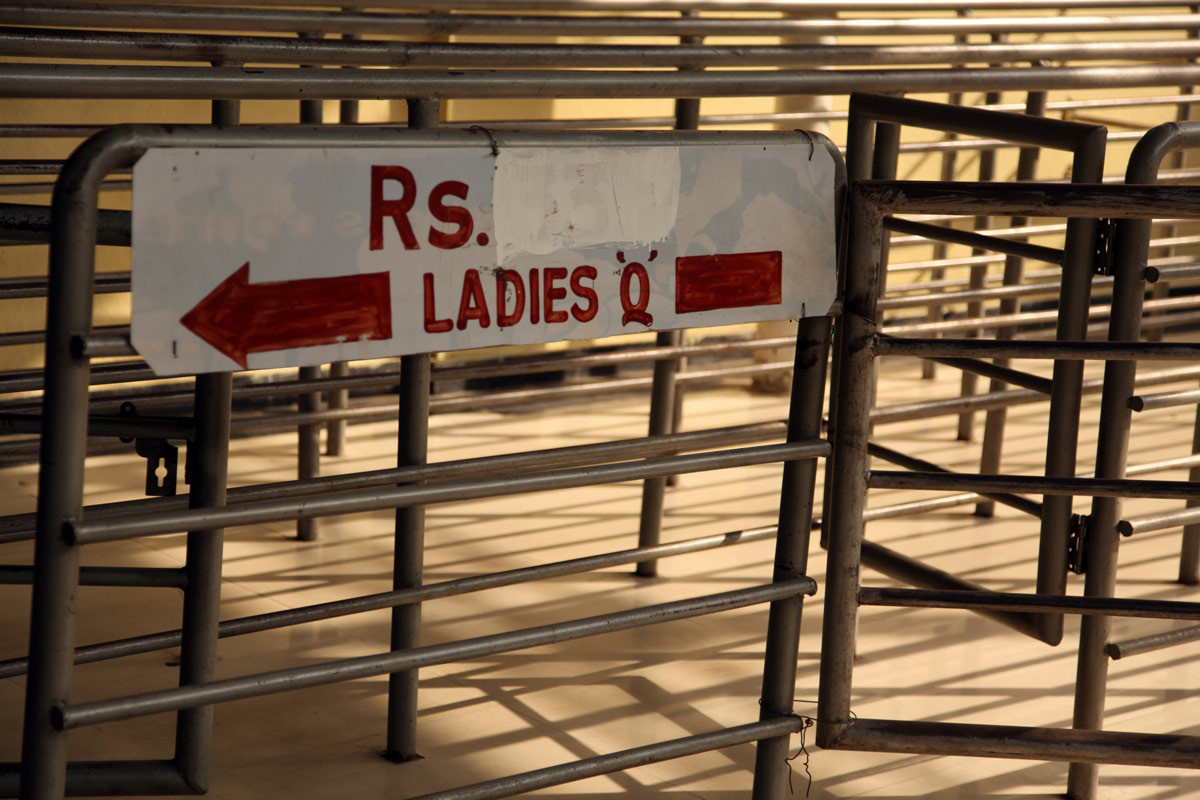 <span style="color:white">Sudharshan, Hyderabad, 2009</span>